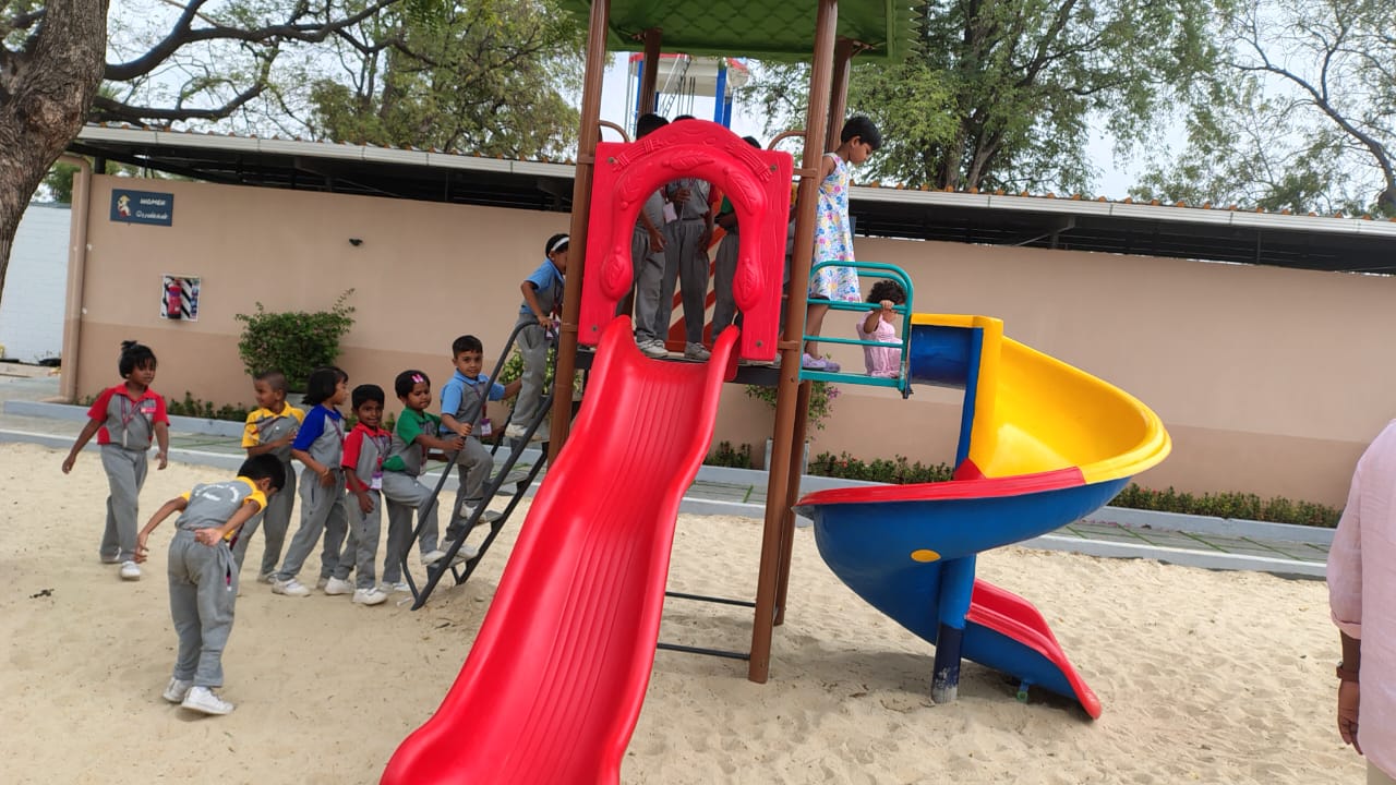 Student Picnic-Trichy Birds Park cum Aviary